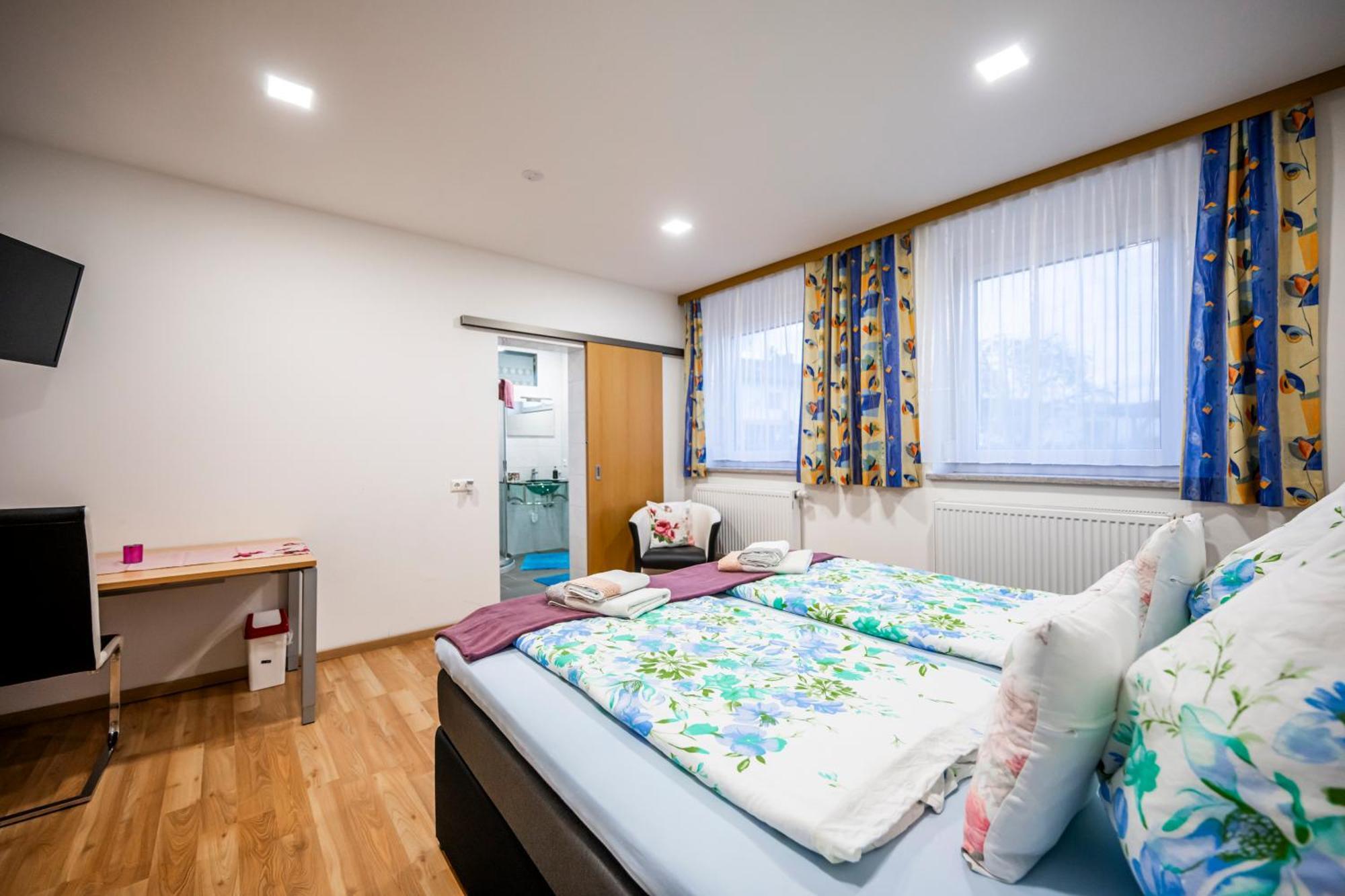 Die Schlafstube - Bed & Breakfast Zeltweg Exterior foto