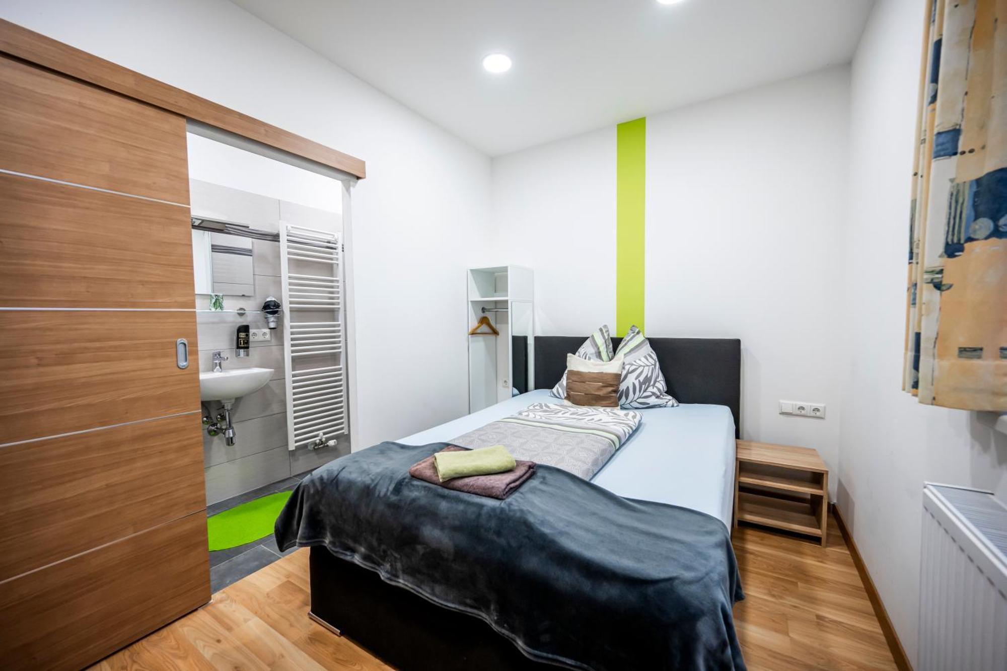 Die Schlafstube - Bed & Breakfast Zeltweg Exterior foto
