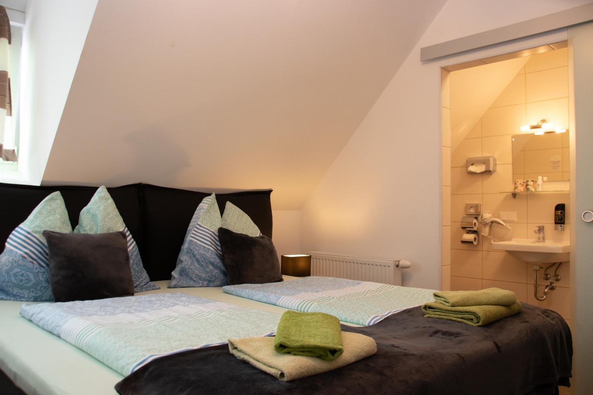Die Schlafstube - Bed & Breakfast Zeltweg Habitación foto